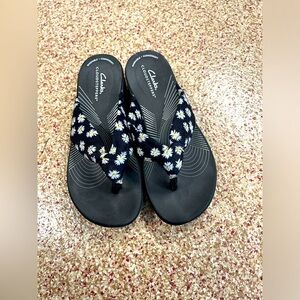 Clark’s CloudStepper Flip Flops